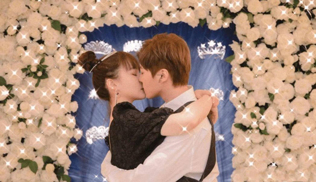 职场女性冬季如何着装能兼顾商务性和保暖性?游戏画面